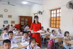 Về Trường Tiểu học Vĩnh Hà xem cô giáo Đông đổi mới phương pháp dạy tiếng Việt