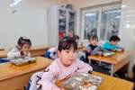 Doanh nghiệp, trường, ai phải chịu trách nhiệm nếu bếp ăn bán trú xảy ra sự cố?