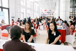 Dự Ngày hội thông tin HTS, tham quan trường, nhiều PH đăng ký học luôn cho con