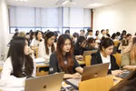 Năm 2024, ĐH Kinh tế Quốc dân chỉ dành 18% chỉ tiêu xét theo điểm thi tốt nghiệp