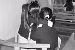 Thắt lòng phiên xử người mẹ nhẫn tâm bán trinh con gái cho đại gia