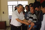 Ngư dân bị tàu nước ngoài thu tài sản nhận hỗ trợ 