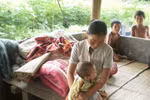 Cả nhà “Robinson” bỏ trốn vì… nhớ rừng