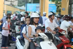 Không vội điều chỉnh giờ làm, giờ học