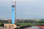 Máy bay xuống Nội Bài phải "né" đài không lưu