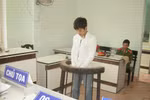 Sỉ vả, xông vào đánh đấm công an xã túi bụi