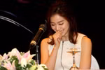 Cận cảnh 11 điệu cười duyên của Kim Tae Hee tại Hà Nội