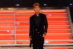 Mr Đàm diễn catwalk ở Giọng hát Việt 