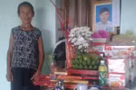 Con trai bị bố dùng gậy đánh chết lúc nửa đêm 