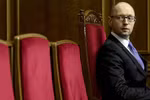 Báo Nga: Đã đến thời điểm ông Yatsenyuk phải ra đi