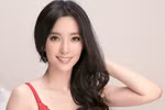 Lý Băng Băng cầm súng trong phim 3D