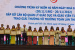 Chủ tịch TP.HCM đề nghị nghiên cứu cơ chế đảm bảo thu nhập cho giáo viên