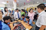Lần đầu tiên, một quận ở Sài Gòn đầu tư phòng STEM cho cộng đồng