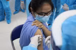  Giáo viên, nhân viên trong ngành giáo dục ở Sài Gòn sẽ được tiêm vắc xin Covid