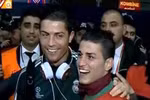 Ronaldo hớn hở gặp ‘em trai sinh đôi’ ở Thổ Nhĩ Kỳ