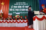 Bình Định “trải thảm” đón nhân tài, Giáo sư về làm việc được hỗ trợ 400 triệu