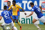 V-League 2012: Đội bóng cũ của bầu Kiên 'khuynh đảo' sàn chuyển nhượng