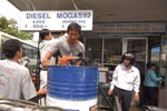 Giá xăng: Đã đến lúc các doanh nghiệp tư nhân cần nhập cuộc