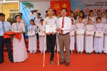 Cảm phục nghị lực của nam sinh ung thư xương phải bỏ 1 chân, đạt học sinh giỏi