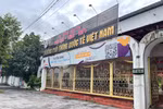 Trường Phổ thông Quốc tế Việt Nam công khai đội ngũ giáo viên chỉ bằng 1 bức ảnh