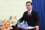 Cựu Chủ tịch huyện bị kiểm điểm vì điều chuyển cô giáo sắp đến ngày sinh nở