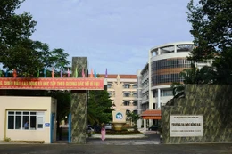 Gần 400 sinh viên sư phạm Trường ĐH Đồng Nai ra trường nhưng chưa nhận được tiền hỗ trợ sinh hoạt