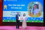 Trường Đại học Khoa học - ĐH Thái Nguyên trao học bổng gần 1,3 tỷ đồng tiếp sức tân sinh viên