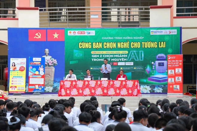 Nhiều trường đại học bỏ xét tuyển tổ hợp truyền thống A00 và C00, học sinh tiếc nuối và lo lắng