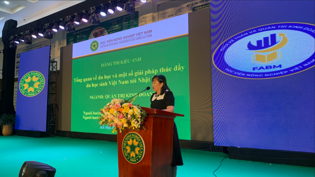 Nghiên cứu sinh Đặng Thị Kiều Anh trình bày Báo cáo “Tổng quan về du học và một số giải pháp thúc đẩy du học sinh Việt Nam tới Nhật Bản” Nghiên cứu sinh Đặng Thị Kiều Anh trình bày Báo cáo “Tổng quan về du học và một số giải pháp thúc đẩy du học sinh Việt Nam tới Nhật Bản”