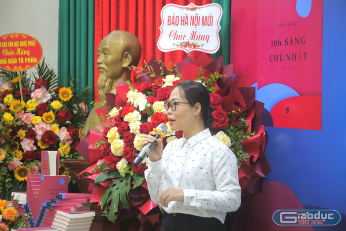 Bà Phạm Thị Nguyệt Ánh - Phó Giám đốc Nhà Xuất bản Dân Trí phát biểu tại buổi lễ. gdvn-z6999964882461-8f5070207191d7df82812b4fca60d6c8-7585.jpg