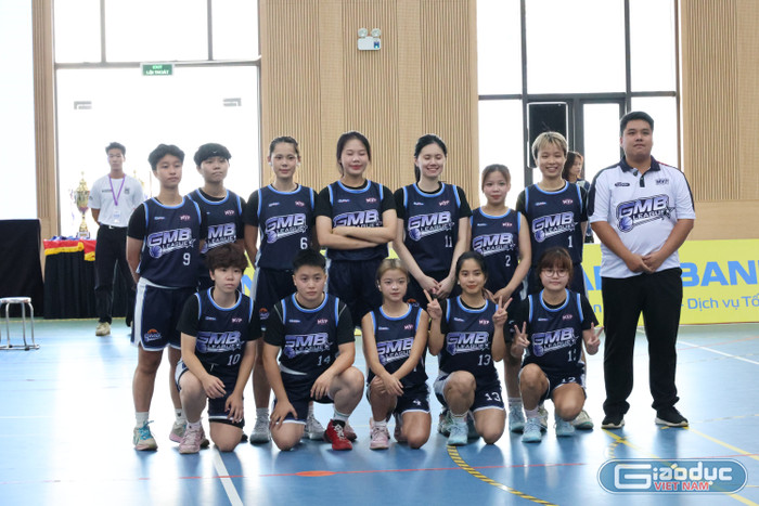Đội Học viện Bóng rổ MVP (đội MVP). gdvn-img-5011.jpg