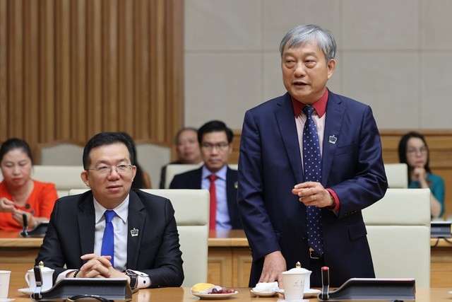 Thầy giáo Trần Thanh Hải, Hiệu trưởng Trường Cao đẳng Viễn Đông tại TP.HCM phát biểu. Ảnh: VGP/Nhật Bắc