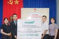 Herbalife Việt Nam đóng góp gần 4 tỷ đồng ủng hộ đồng bào bị thiệt hại bởi thiên tai bão lũ năm 2025