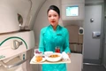 Vietnam Airlines đưa mận hậu Sơn La lên thực đơn trên không