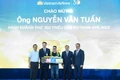 Vietnam Airlines đón hành khách thứ 350 triệu sau 30 năm thành lập