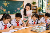 Là giáo viên, tôi thấy mừng khi không còn phân hạng với nhà giáo mầm non, phổ thông