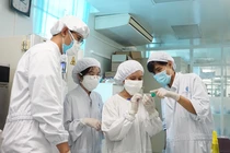 Chương trình VNU350 của ĐHQG TPHCM "trao quyền" cho nhà khoa học xuất sắc ra sao?