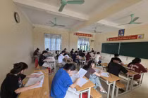 Nghệ An: Trường phân lớp ôn luyện, dốc sức củng cố kiến thức cho học sinh sắp thi vào lớp 10