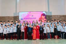 Hành trình "gọi lại những thương yêu" tại Hệ thống giáo dục IVS