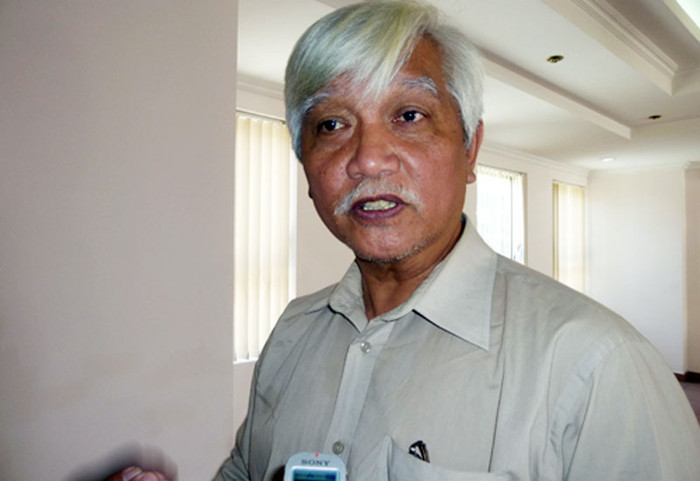 Nhà Sử học Dương Trung Quốc: 'Từ lâu Trung Quốc đã dạy cho học sinh Hoàng Sa, Trường Sa là của họ! Nhà Sử học Dương Trung Quốc: 'Từ lâu Trung Quốc đã dạy cho học sinh Hoàng Sa, Trường Sa là của họ!