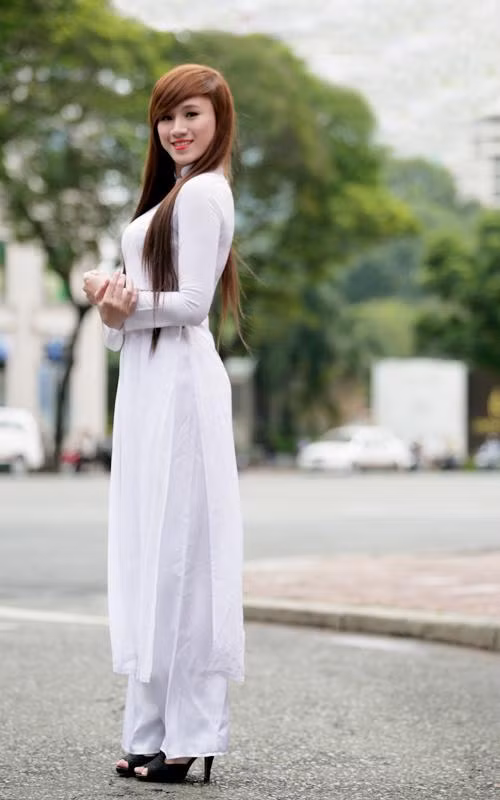 PHẠM TRẦN KIM CHI – ĐH Quốc Tế RMIT – TP.HCM >>Hút hồn trước vẻ trong sáng của teen Hà thành >>Ngẩn ngơ vì nhan sắc của Hotgirl Kiều My >>Những nữ sinh diện áo dài đẹp hơn Hoa hậu Mai Phương Thúy >>Hotgirl Đại học Phương Đông rạng ngời đón Trung Thu >>Những nữ sinh diện áo dài đẹp hơn vẻ xuân thì của Mai Phương Thúy (P18) PHẠM TRẦN KIM CHI – ĐH Quốc Tế RMIT – TP.HCM >>Hút hồn trước vẻ trong sáng của teen Hà thành >>Ngẩn ngơ vì nhan sắc của Hotgirl Kiều My >>Những nữ sinh diện áo dài đẹp hơn Hoa hậu Mai Phương Thúy >>Hotgirl Đại học Phương Đông rạng ngời đón Trung Thu >>Những nữ sinh diện áo dài đẹp hơn vẻ xuân thì của Mai Phương Thúy (P18)