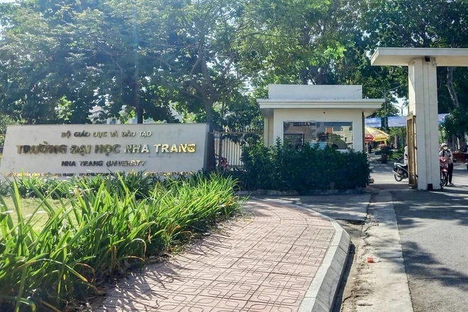 Tỷ trọng thu KHCN giảm gần 7%, ĐH Nha Trang nói do đặc thù giải ngân và cơ cấu tổng thu tăng nhanh