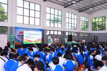 Trường ĐH Đông Á đồng hành chăm sóc sức khoẻ tâm thần cho hơn 20.000 học sinh THPT miền Trung