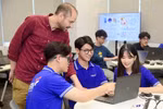Việt Nam đặt mục tiêu thu hút 1.500 chuyên gia, nhà khoa học nước ngoài và kiều bào về nước làm việc