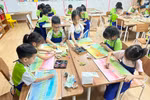 Trường công vận hành theo cách "đứng trên vai người khổng lồ", không công bằng với trường tư