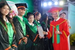 SV Điều dưỡng ĐH Đông Á nhận quyết định làm việc tại Nhật trước khi tốt nghiệp