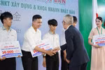 Doanh nghiệp Nhật Bản trao hơn 340 triệu đồng học bổng cho SV Trường ĐH Đông Á