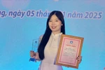 Nữ sinh Hà Tĩnh chinh phục 2 học bổng toàn phần bậc thạc sĩ tại Pháp và Trung Quốc