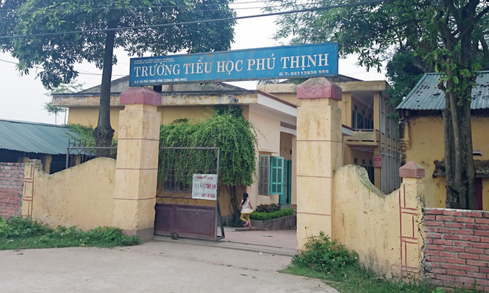 Một hiệu trưởng trường làng bị tố lộng hành ảnh 2