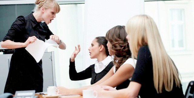 Sinh viên đang dần xa lánh sách vở ảnh 1 Sinh viên đang dần xa lánh sách vở ảnh 1